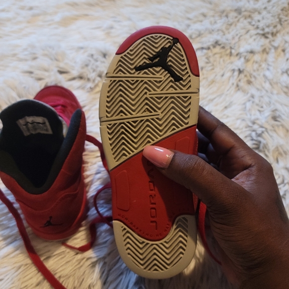 Jordan Sneakers - Picture 3 of 6